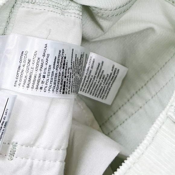 NWT Levi’s Wedgie High Rise Corduroy Straight Leg Pants in Meadow Mist Green - Picture 7 of 8